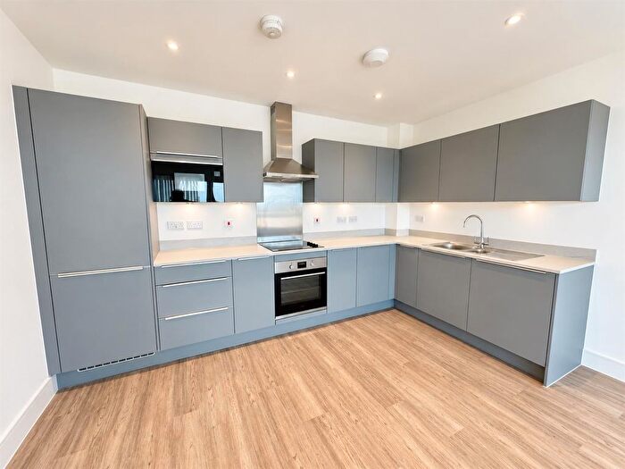 1 Bedroom Flat To Rent In The Quarry, Erith, DA8