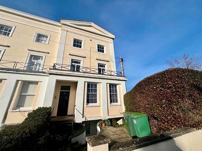 1 Bedroom Flat To Rent In Grosvenor Street Cheltenham, GL52