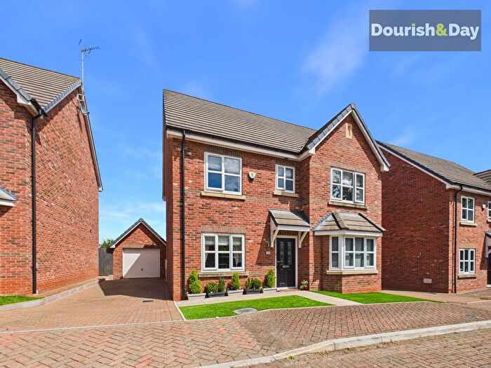 4 Bedroom Detached House For Sale In Mainwaring Drive, Whitchurch, SY13