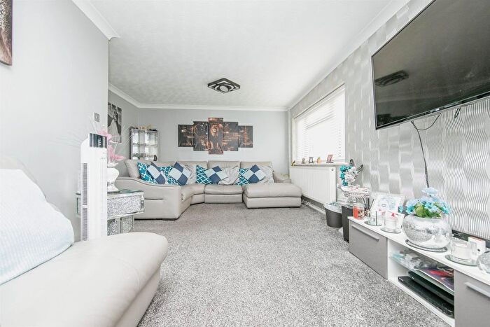 4 Bedroom Detached House For Sale In Bluehouse Avenue, Clacton-On-Sea, CO16