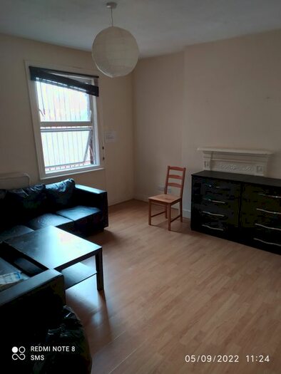 2 Bedroom Flat To Rent In Cricklewood Broadway, London, NW2