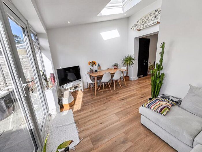 3 Bedroom Semi-Detached House For Sale In Christchurch, BH23