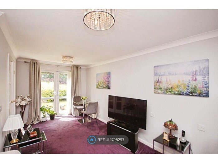 1 Bedroom Flat To Rent In Purdy Court, Bristol, BS16