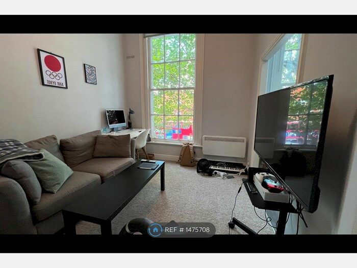 1 Bedroom Flat To Rent In Old Kent Road, London, SE1