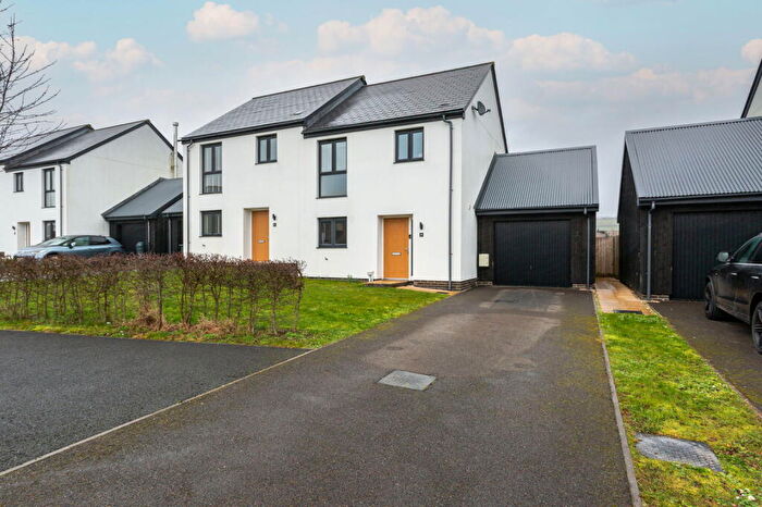 3 Bedroom Semi-Detached House For Sale In Harford Way, Landkey, Barnstaple, North Devon, EX32