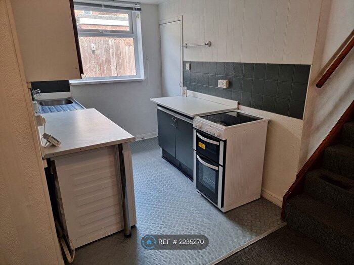 2 Bedroom Terraced House To Rent In Alaska Street, Hull, HU8