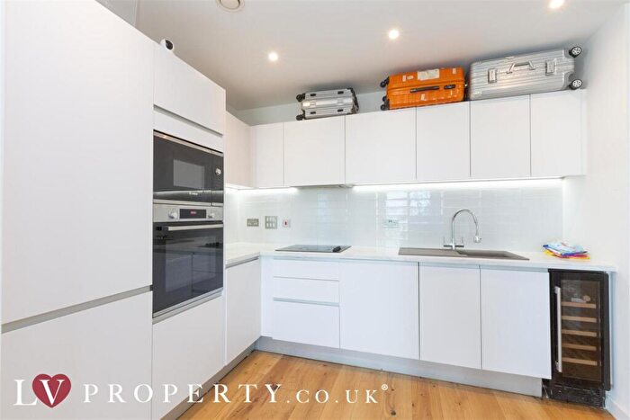 2 Bedroom Apartment For Sale In Windmill Street, Birmingham, West Midlands, B1