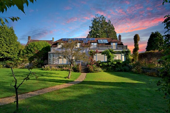 3 Bedroom Cottage To Rent In Storrington Road, Thakeham, Pulborough, RH20