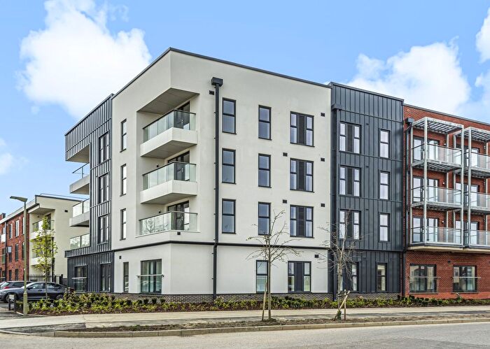 2 Bedroom Flat To Rent In Anniversary Avenue West, Ambrosden, OX25