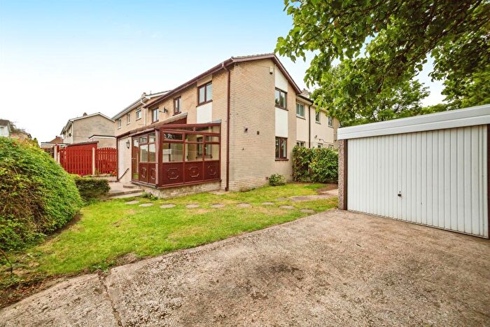 3 Bedroom Terraced House For Sale In St. Johns Walk, Adwick-Upon-Dearne, Mexborough, S64