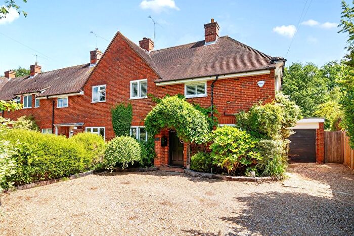 3 Bedroom End Of Terrace House To Rent In Old Lane, Cobham, Surrey, KT11