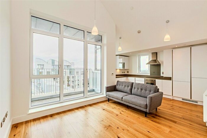 2 Bedroom Flat To Rent In Thanet Tower, 6 Caxton Street North, London E16