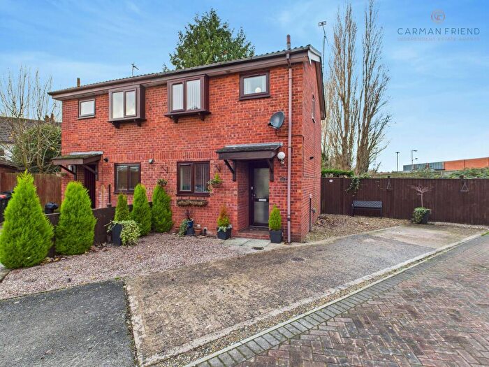 2 Bedroom Semi Detached House For Sale In Parkgate Court, Chester, CH1