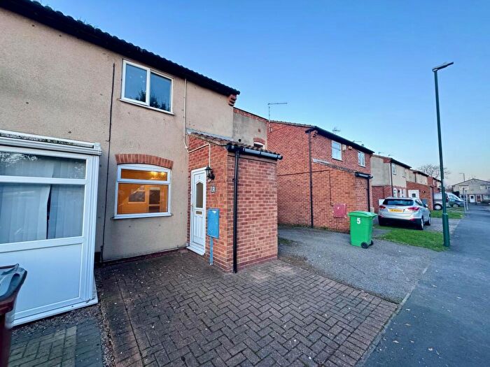 2 Bedroom House To Rent In Kinglake Place, Meadows, NG2