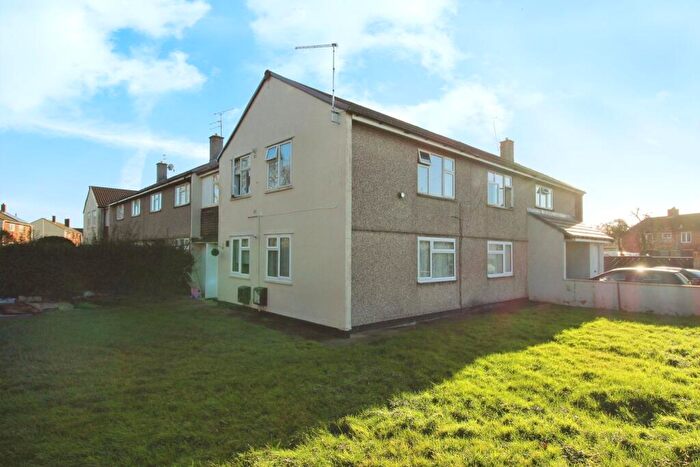 2 Bedroom Flat To Rent In Tudor Walk, Swindon, SN3