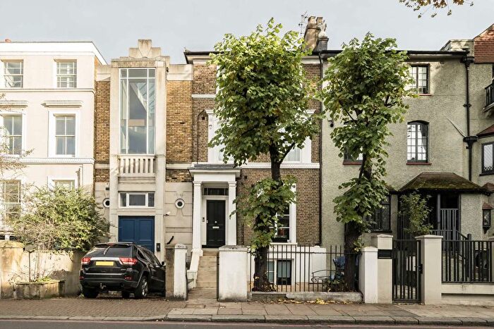 2 Bedroom Flat To Rent In Edith Grove, Chelsea, SW10