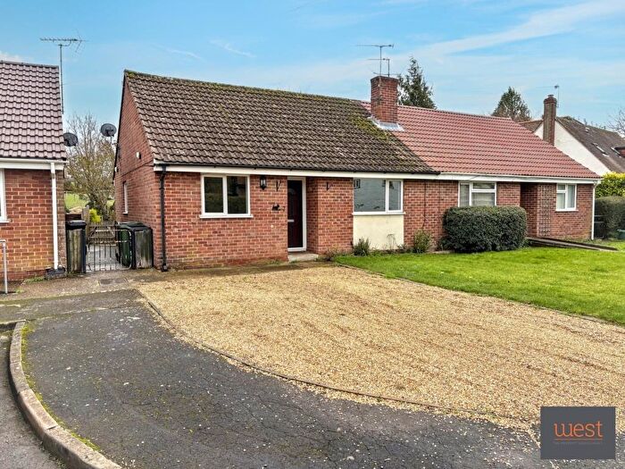 2 Bedroom Semi-Detached Bungalow To Rent In Anvil Paddock, Letcombe Regis, Wantage, OX12