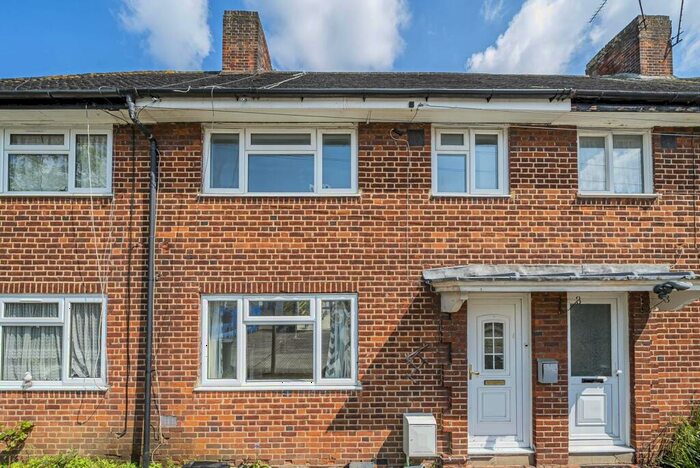 3 Bedroom House To Rent In Pinner Road, Pinner, HA5