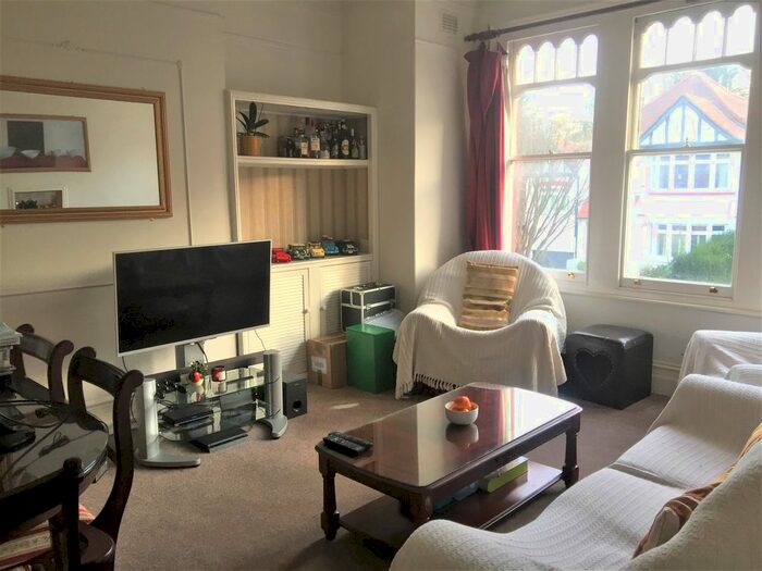 2 Bedroom Flat To Rent In Dukes Avenue, Muswell Hill, N10