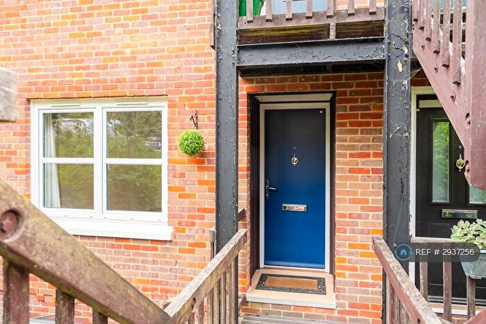 Studio To Rent In Church Lane, Hatfield, AL9