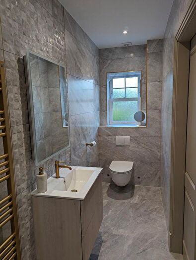 2 Bedroom Flat To Rent In Chewton Farm Road, Walkford, Christchurch, BH23