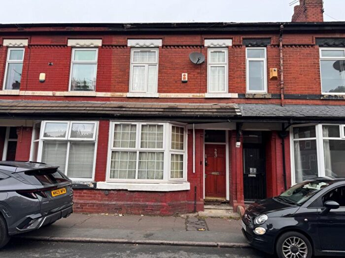 6 Bedroom Terraced House For Sale In Banff Road, Manchester, Lancashire, M14