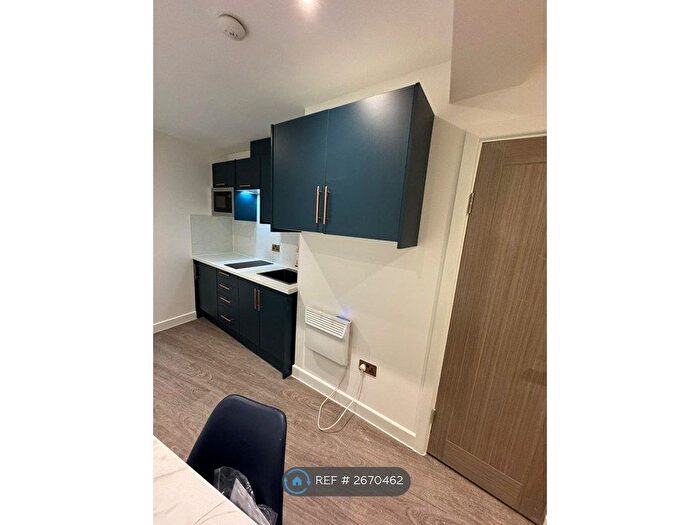 Studio To Rent In Studio High Street, Bangor, LL57