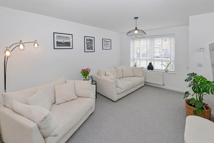 2 Bedroom Terraced House For Sale In Peregrine Way, Warwick, CV34