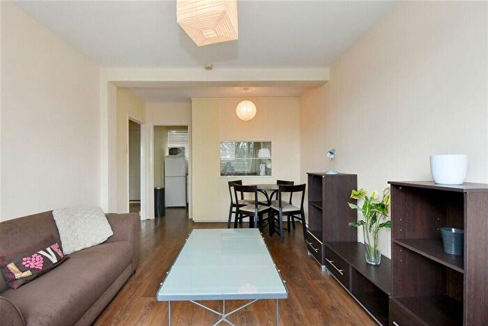 1 Bedroom Flat To Rent In Rockley Road, West Kensington, W14
