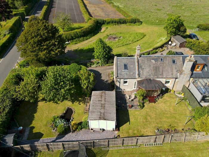 2 Bedroom Cottage For Sale In Drumcross Road, Bishopton, PA7