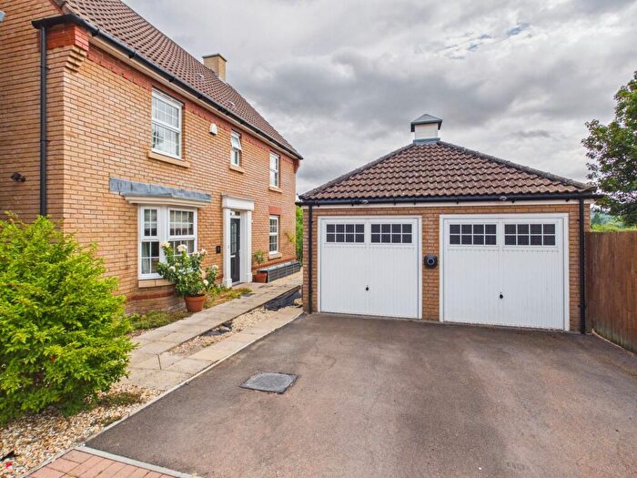 4 Bedroom Detached House For Sale In Company Farm Drive, Llanfoist, NP7