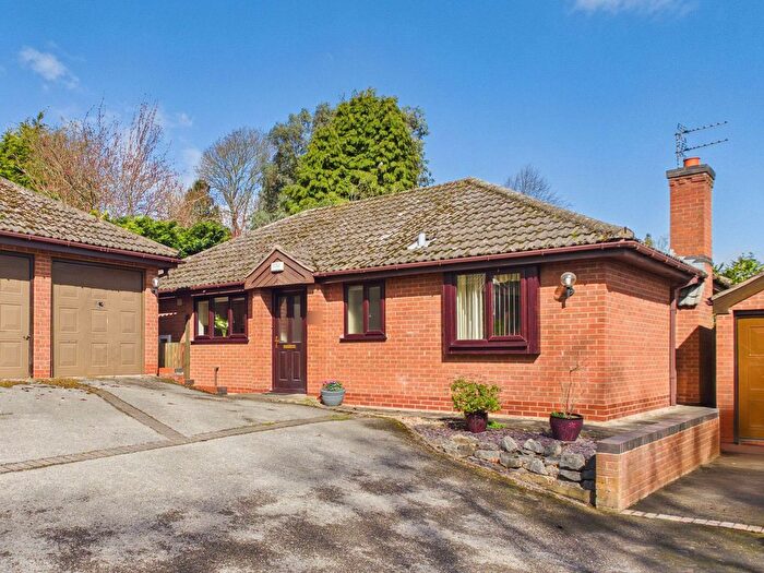 2 Bedroom Detached Bungalow For Sale In Conway Road, Carlton, Nottingham, NG4