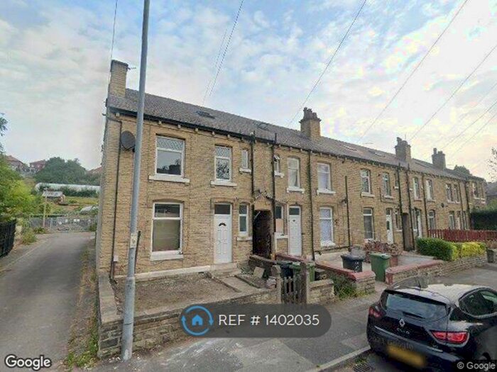 3 Bedroom Terraced House To Rent In Dewhurst Road, Huddersfield, HD2
