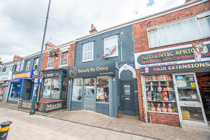 3 Bedroom Flat To Rent In A Newland Avenue, HU5