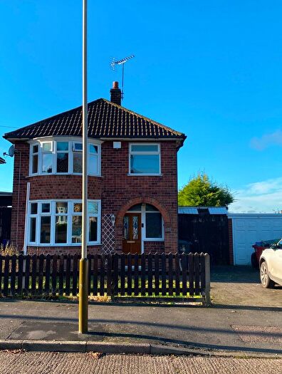 3 Bedroom Detached House To Rent In Lynmouth Road, Leicester, LE5