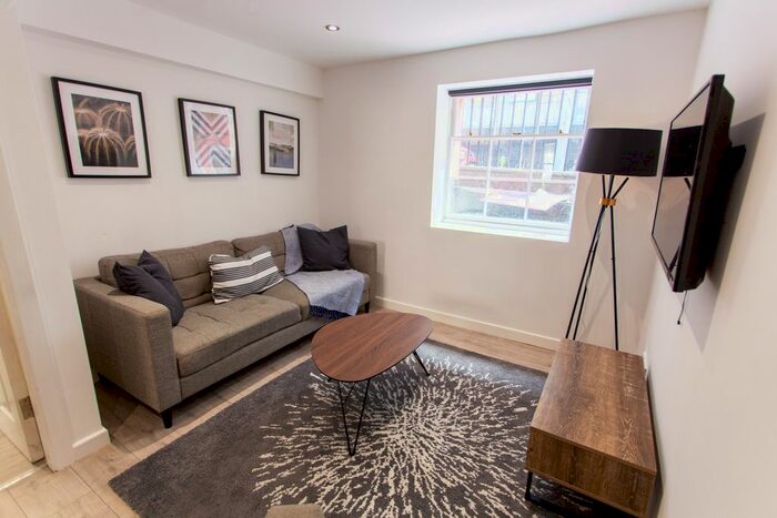 3 Bedroom Flat To Rent In Colquitt Street, Liverpool, L1