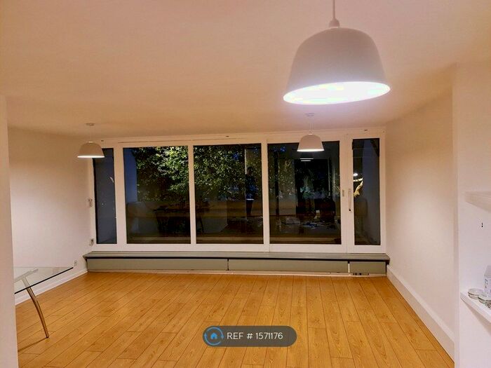 2 Bedroom Maisonette To Rent In Stoneleigh Terrace, London, N19