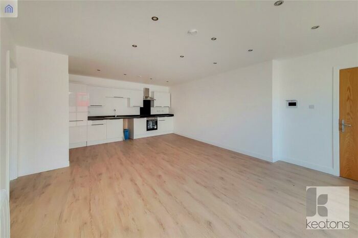 1 Bedroom Flat To Rent In Lewisham Way, New Cross, London, SE14