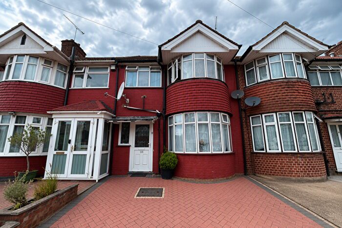 3 Bedroom Terraced House To Rent In Kingsbury, Harrow, HA3