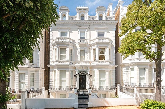 1 Bedroom Flat For Sale In Holland Park, Kensington, W11