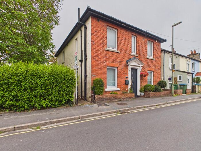 2 Bedroom Flat To Rent In Gordon Road, Fareham, PO16