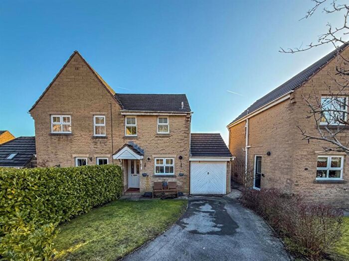 2 Bedroom Semi Detached House For Sale In Sheraton Way, Buxton, SK17