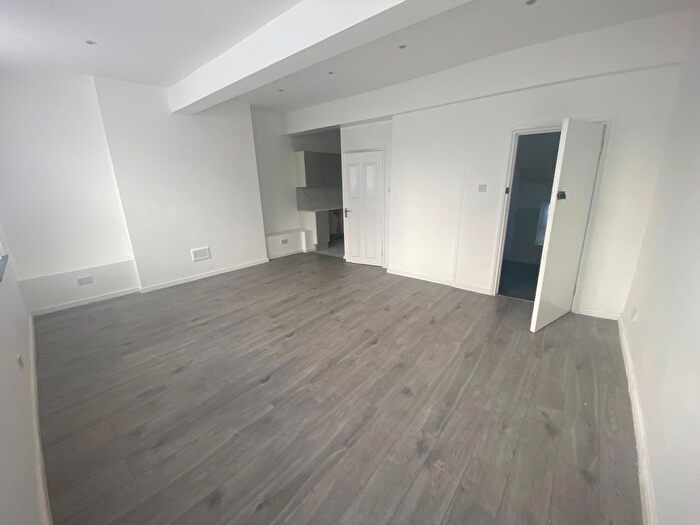 Studio To Rent In Fore Street, Edmonton, N18