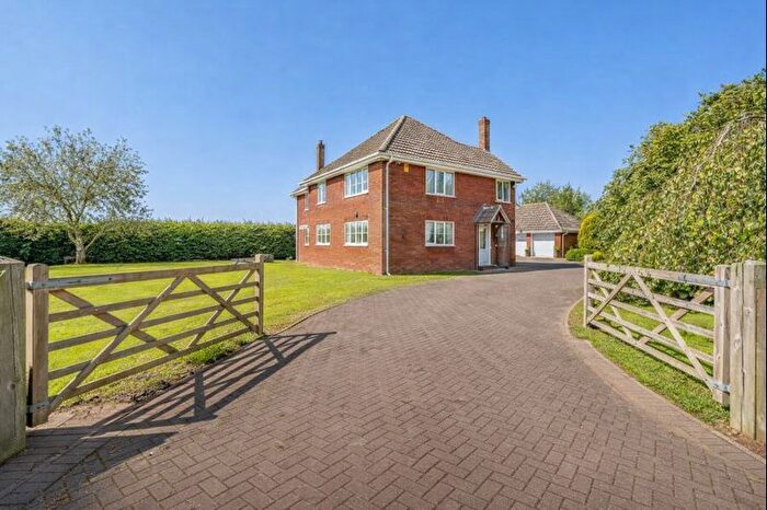 4 Bedroom Detached House For Sale In Mill Lane, Friskney, PE22