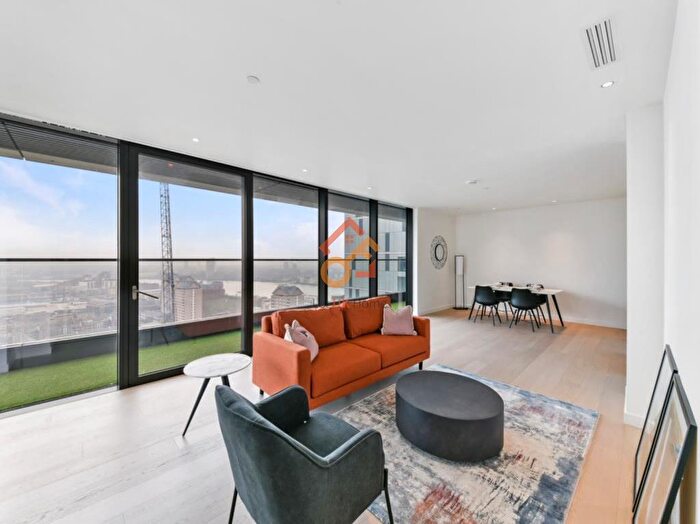 2 Bedroom Flat To Rent In Hobart Building, Wards Place, London, E14