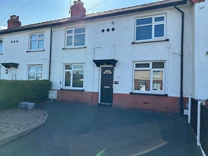 3 Bedroom Property To Rent In Glan Garth, Wrexham, LL12