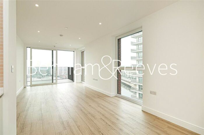 2 Bedroom Apartment To Rent In Quay Walk, Wembley, HA0