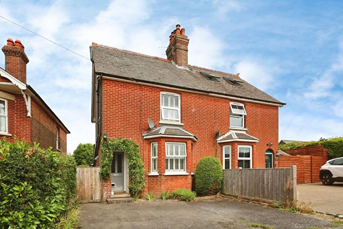 3 Bedroom Semi-Detached House For Sale In Vale View Road, Heathfield, East Sussex, United Kingdom, TN21