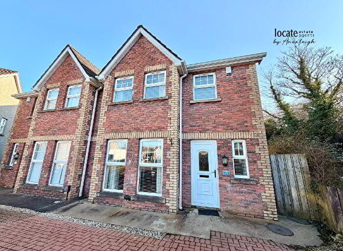 3 Bedroom Semi-Detached House For Sale In Briar Hill, Derry, BT47