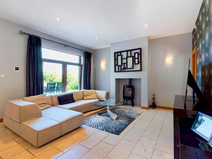 4 Bedroom Detached House For Sale In Wood Road, Killeavy, Newry, BT35